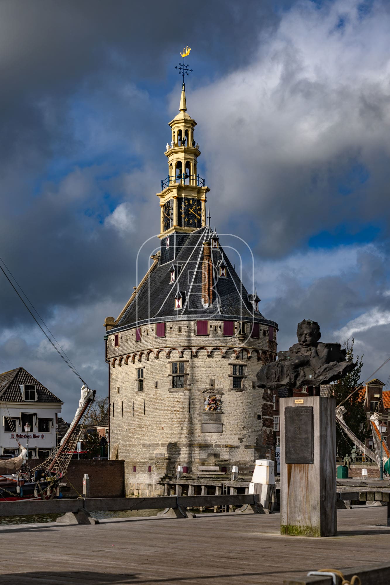 HOOFDTOREN