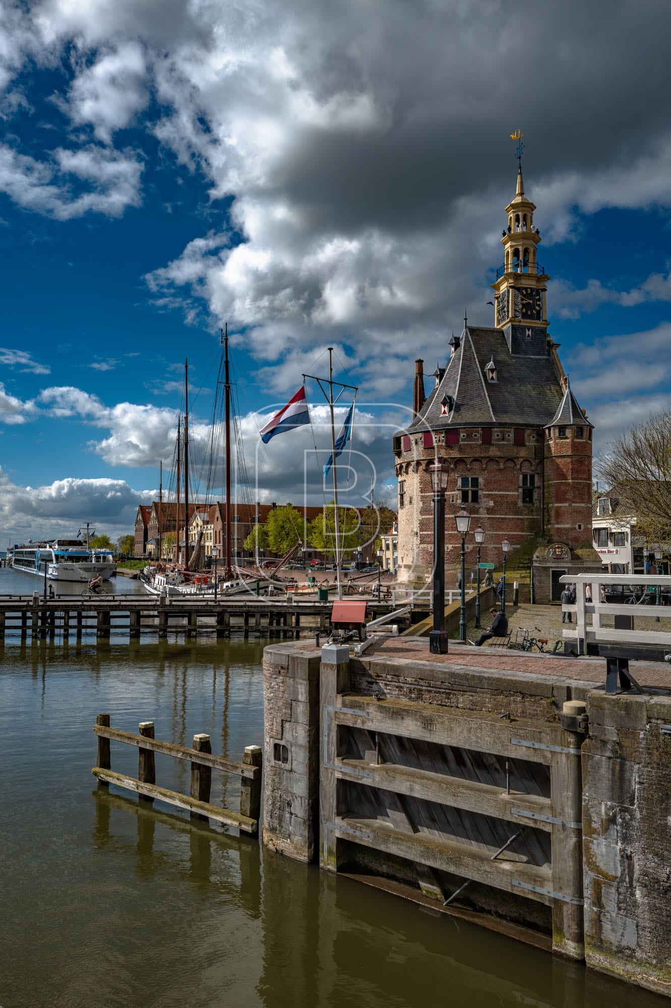 HOOFDTOREN