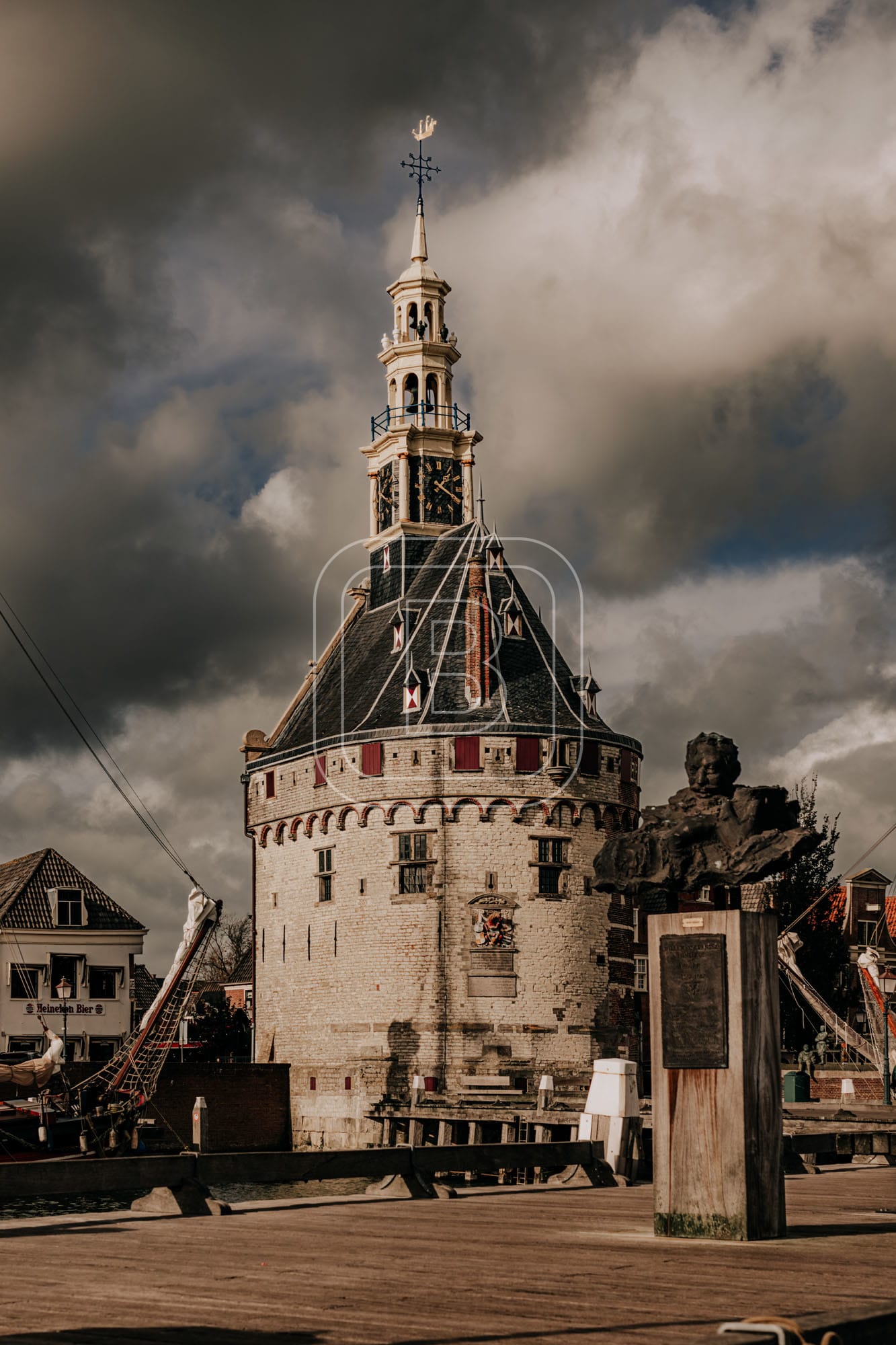 HOOFDTOREN