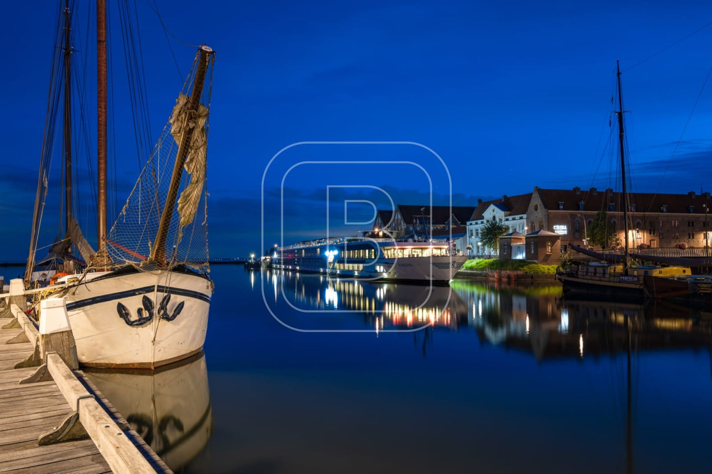 hotelboten_oostereiland_liggend