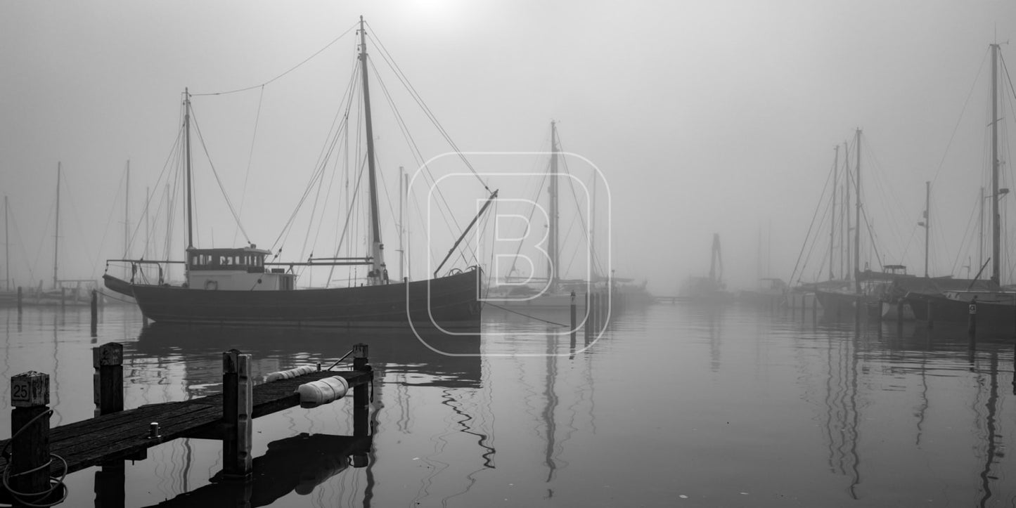 GRASHAVEN_MISTIG_ZWARTWIT_PANORAMA