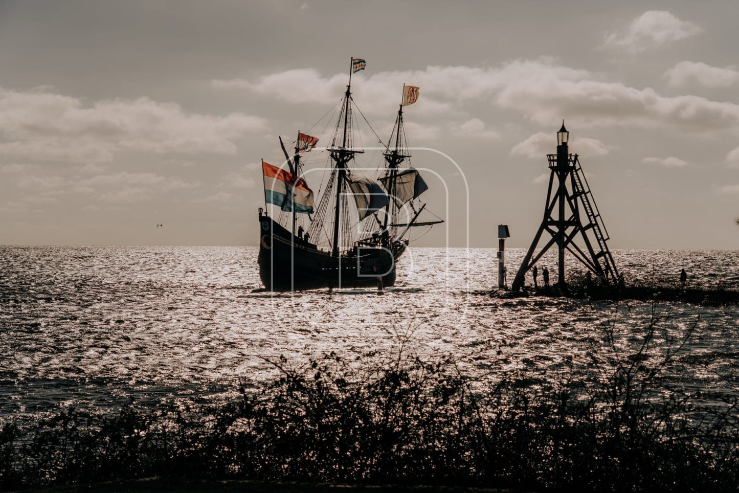 LANDSCHAP_HAVENLICHT_halve_maen_liggend