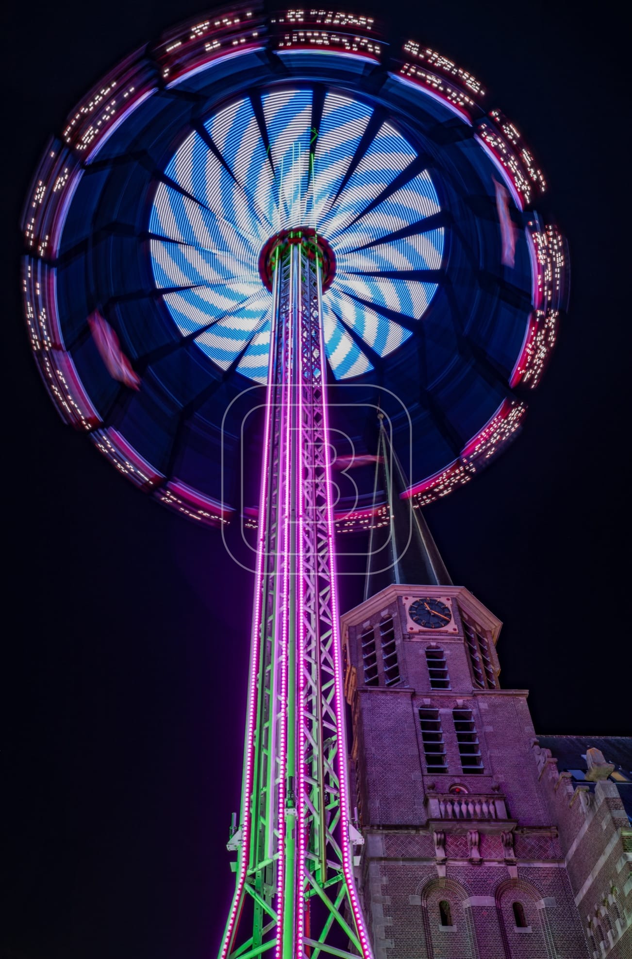 kermis_kerkplein_staand