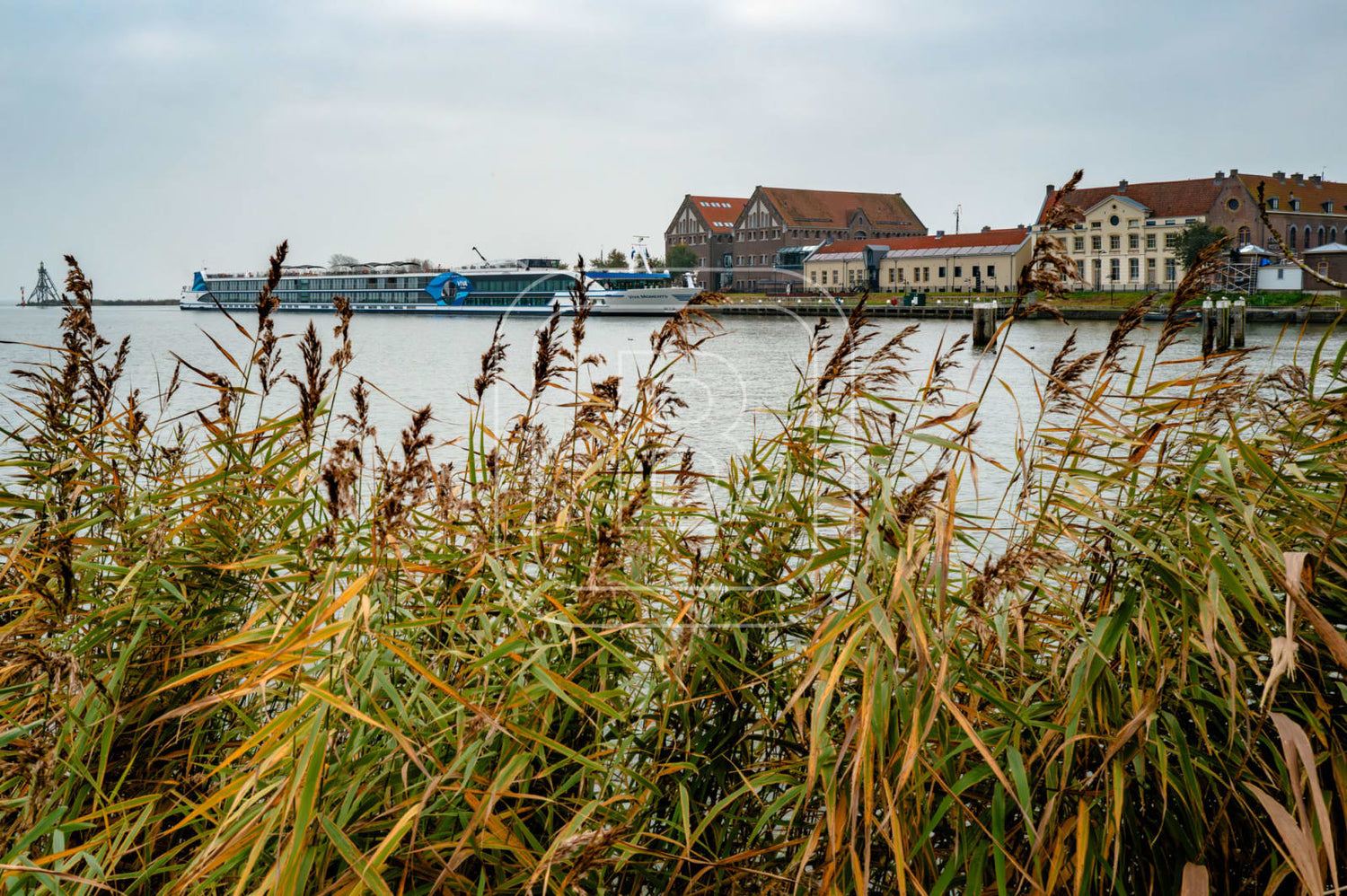 OOSTEREILAND_WINTER_HOTELBOOT