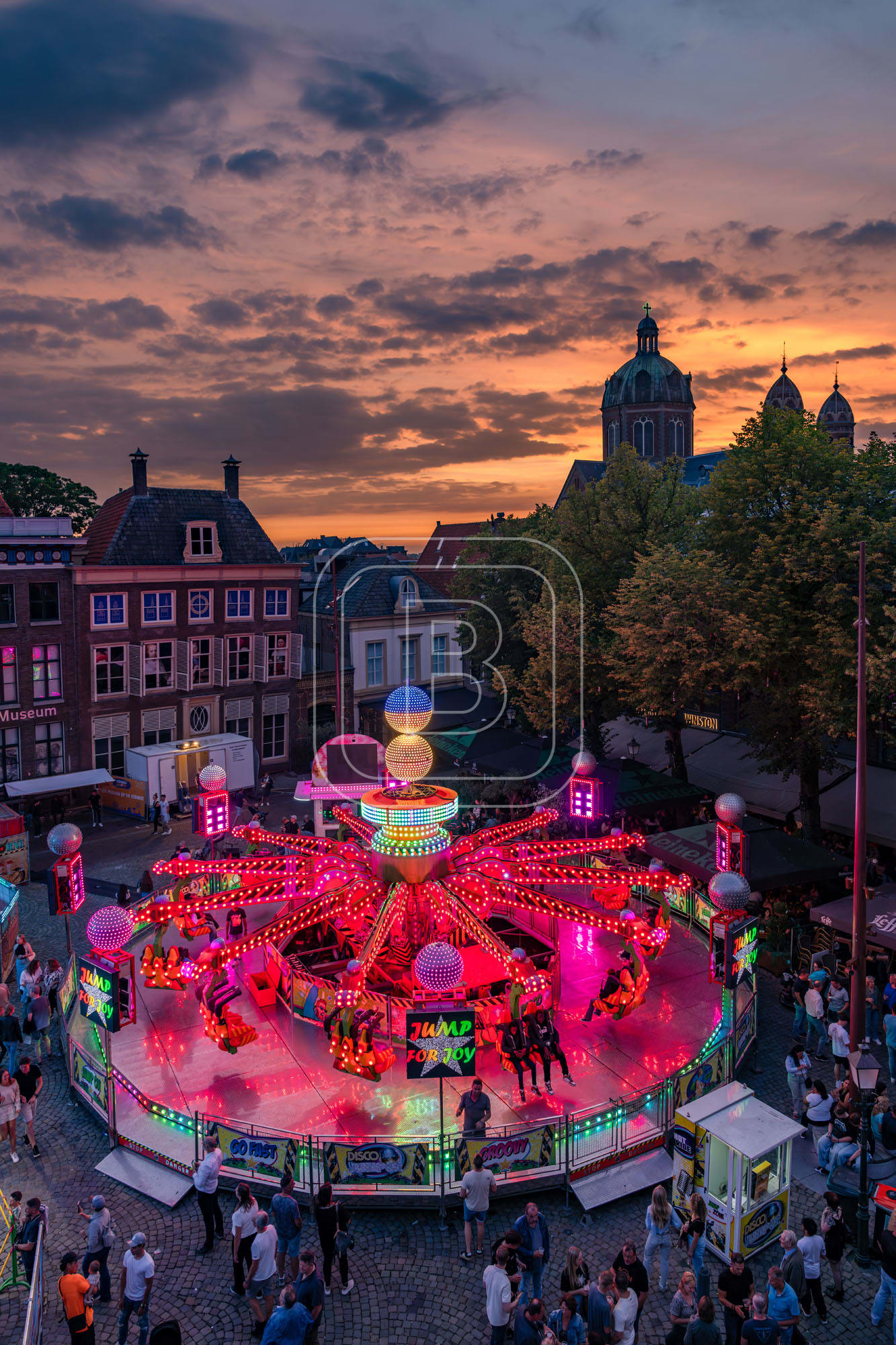 kermis_Roode_Steen_staand